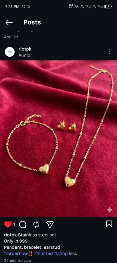 Heart pendent set
